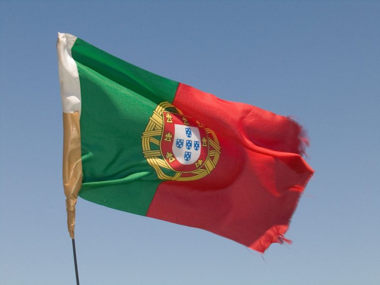 Justiça portuguesa concede liminar da Oi para suspender eleição na Pharol
