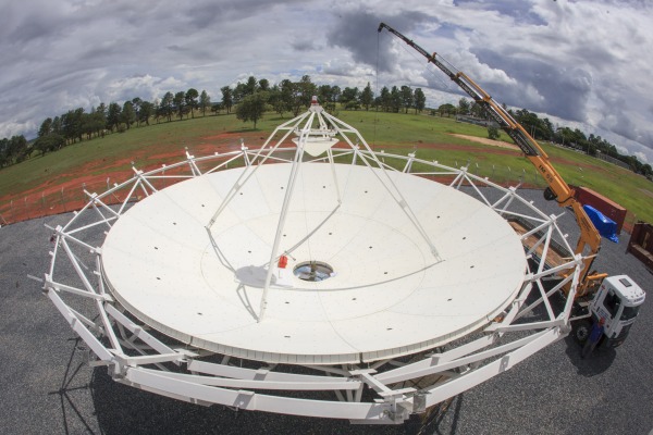 Ministro afirma que capacidade do satélite brasileiro não será entregue à iniciativa privada