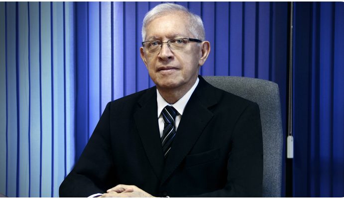 "Se o projeto (PLC 79) for revisto, que se mantenha a migração de concessões para autorizações", diz presidente da Anatel