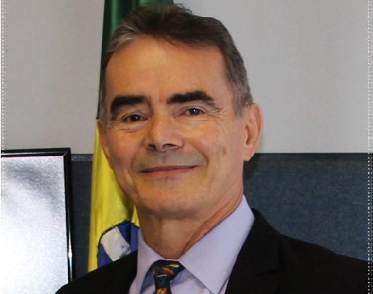 Carlos Moura assume AEB com a missão de revitalizar a política espacial brasileira