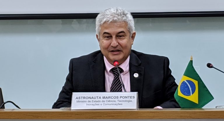 Marcos Pontes reafirma que SGDC será prioridade