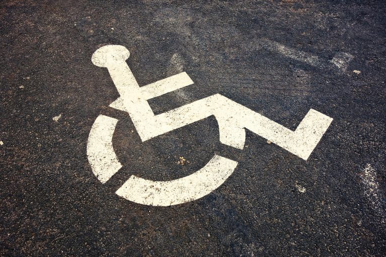 TIM é operadora mais acessível para pessoas com deficiência, afirma Anatel