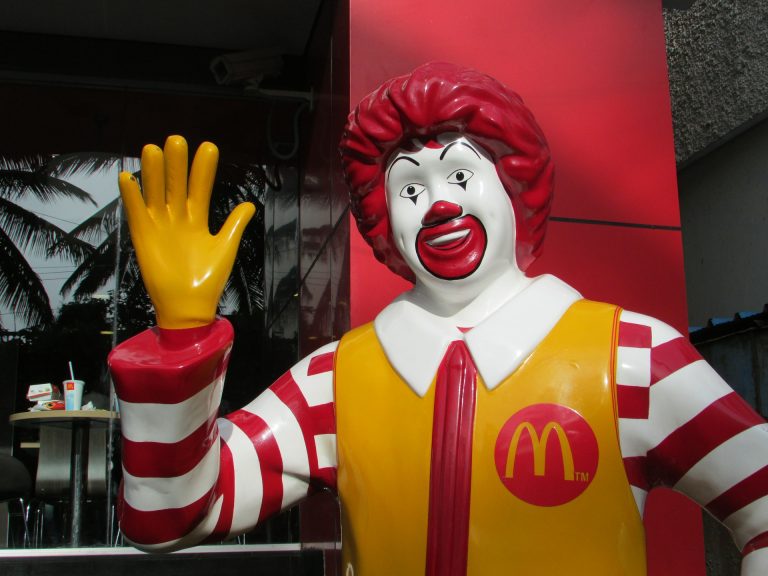 Vivo assina acordo para fornecer rede para dona da McDonald's