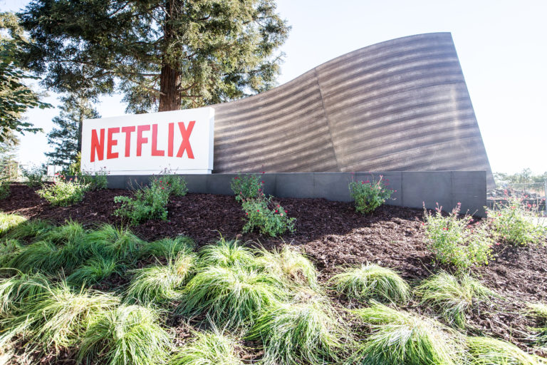 Netflix perde 1 milhão de assinantes no segundo trimestre,  mas mercado comemora