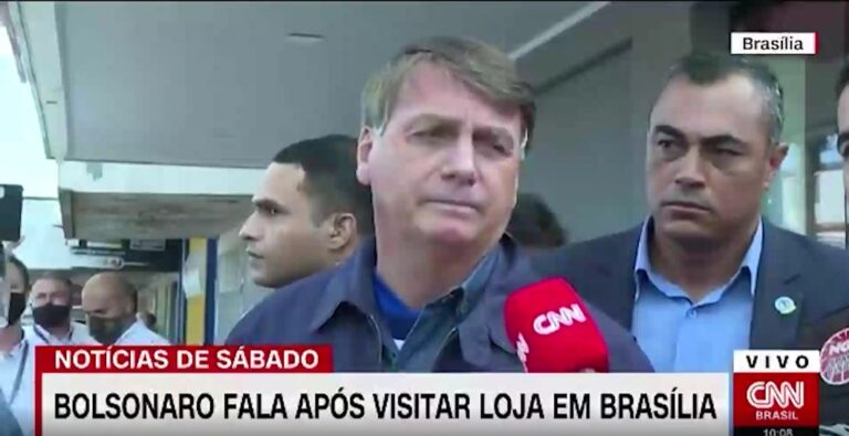 "Nada acertado ainda", diz Bolsonaro sobre 5G