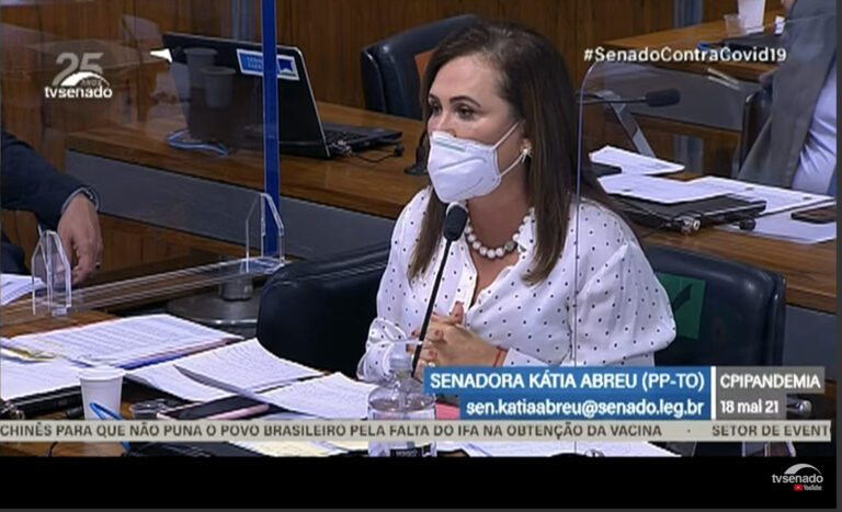 Ernesto Araújo mantém acusações à senadora Katia Abreu por tráfico de influência no 5G