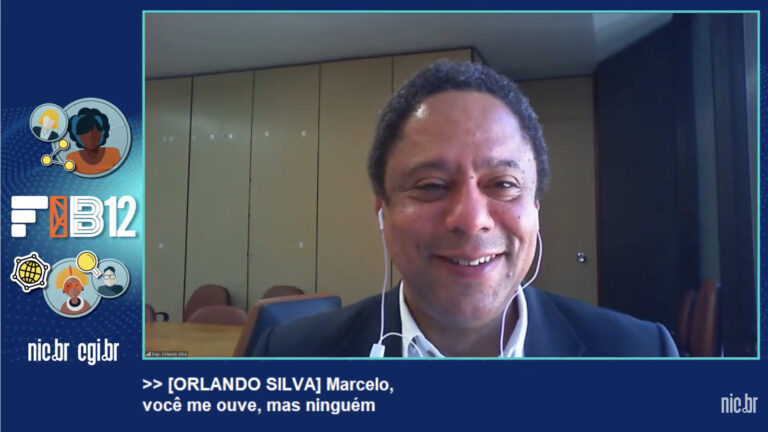 No Fórum da Internet, Orlando Silva defende regulação de big techs contra desinformação