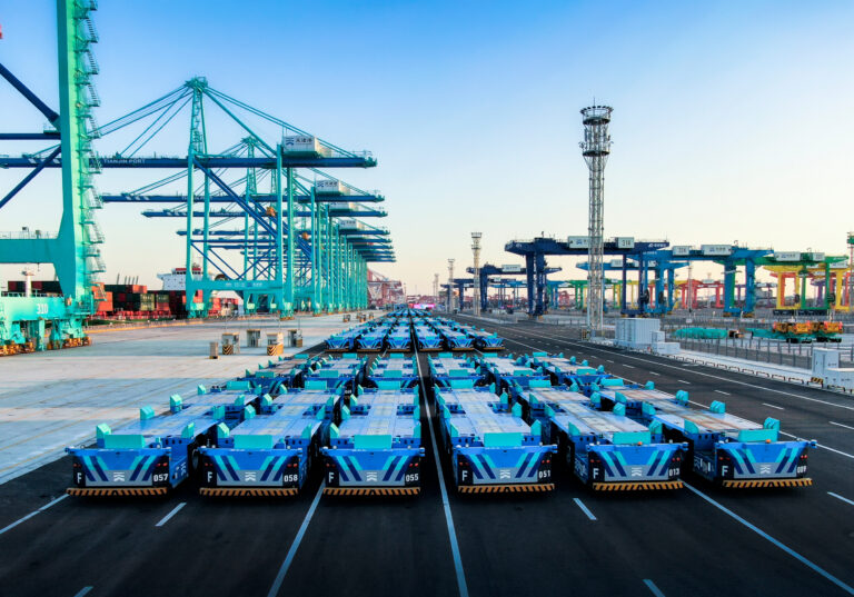 Porto de Tianjin ganha projeto da Huawei para automação e transformação digital