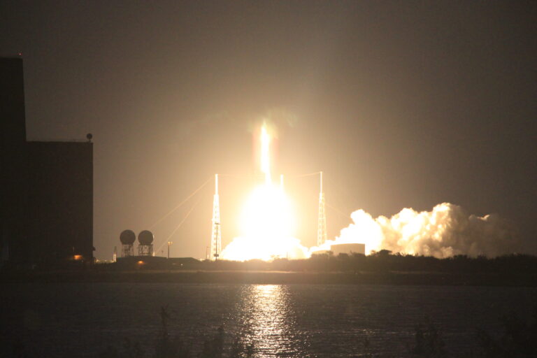 SES lança com sucesso primeiros dois satélites do serviço O3b mPOWER