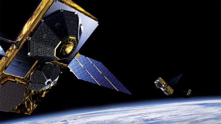 Conexão entre satélite e celular terá fases antes de pleno potencial, diz consultoria
