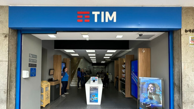 TIM lucra R$ 638 milhões no segundo trimestre, alta de 104%