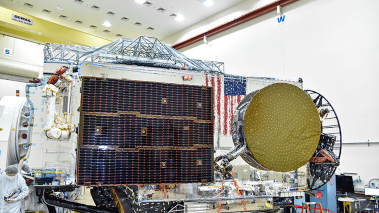 Satélite Jupiter 3 chega ao Cabo Canaveral, anuncia Hughes