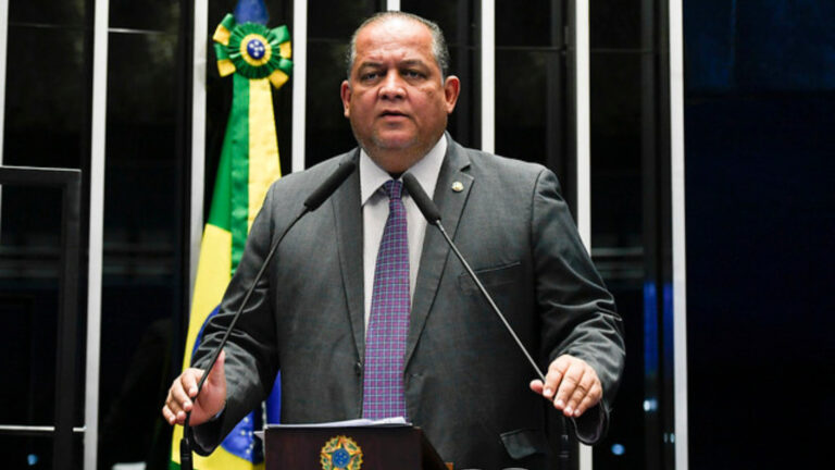 Eduardo Gomes apresenta substitutivo de PLs que tratam da Condecine no streaming
