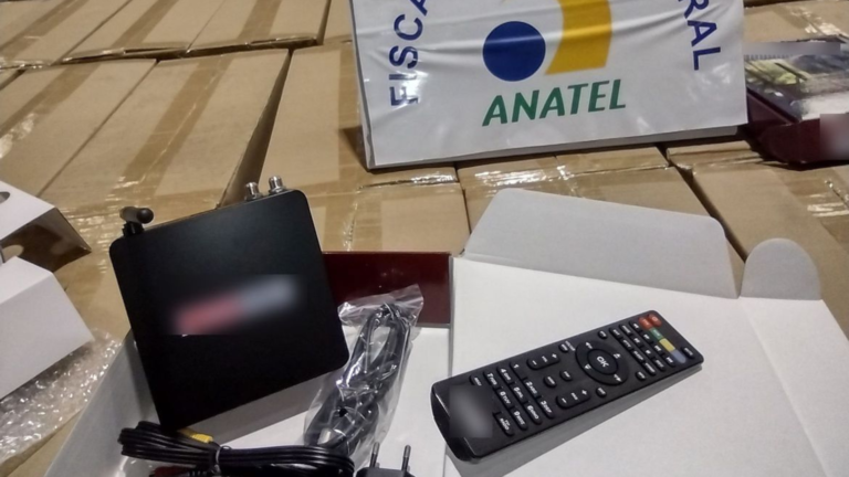 Anatel multa primeira pessoa física por venda de TV box clandestina