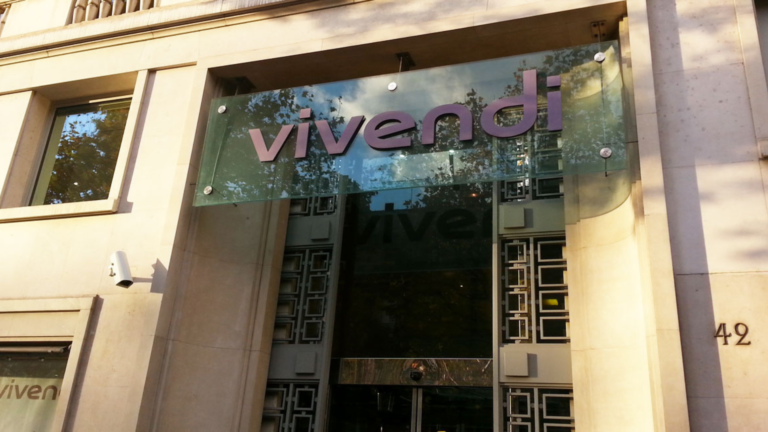 Vivendi processa Grupo TIM após venda de redes fixas na Itália