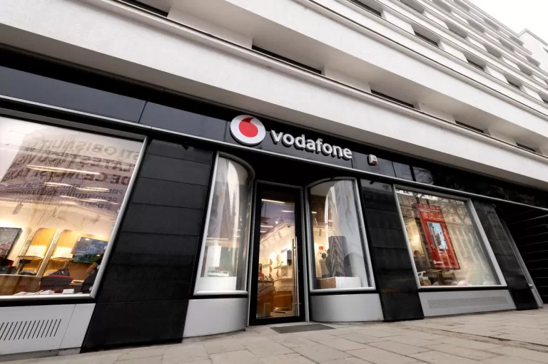 Vodafone vende unidade na Itália para Swisscom por 8 bilhões de euros