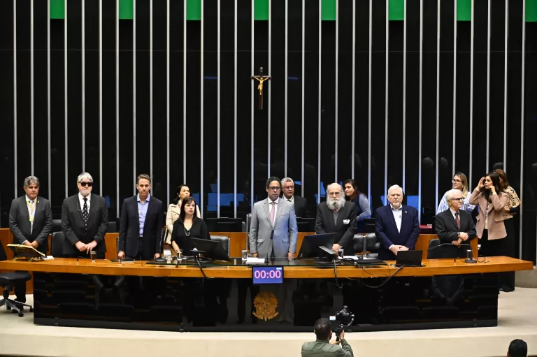 Sessão solene na Câmara dos Deputados marca os 35 anos do .br
